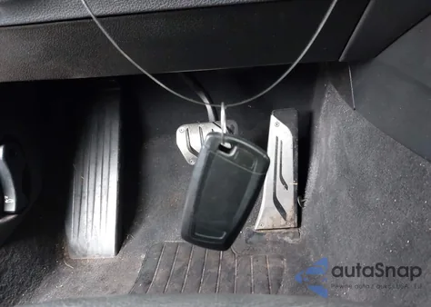 2017 BMW 340I xDrive из США, поврежденный, VIN WBA8B7G37HNU37639